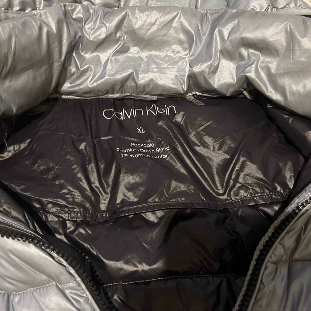 Calvin Klein Packable Down Jacket - Xl - image 3